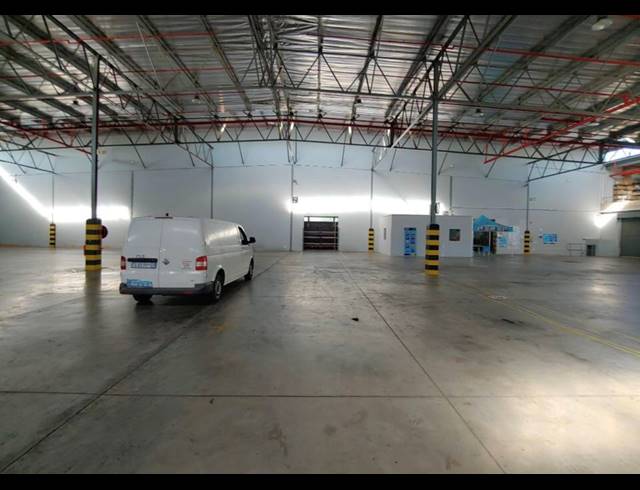 4,000M² WAREHOUSE TO LET IN RIVERHORSE VALLEY
